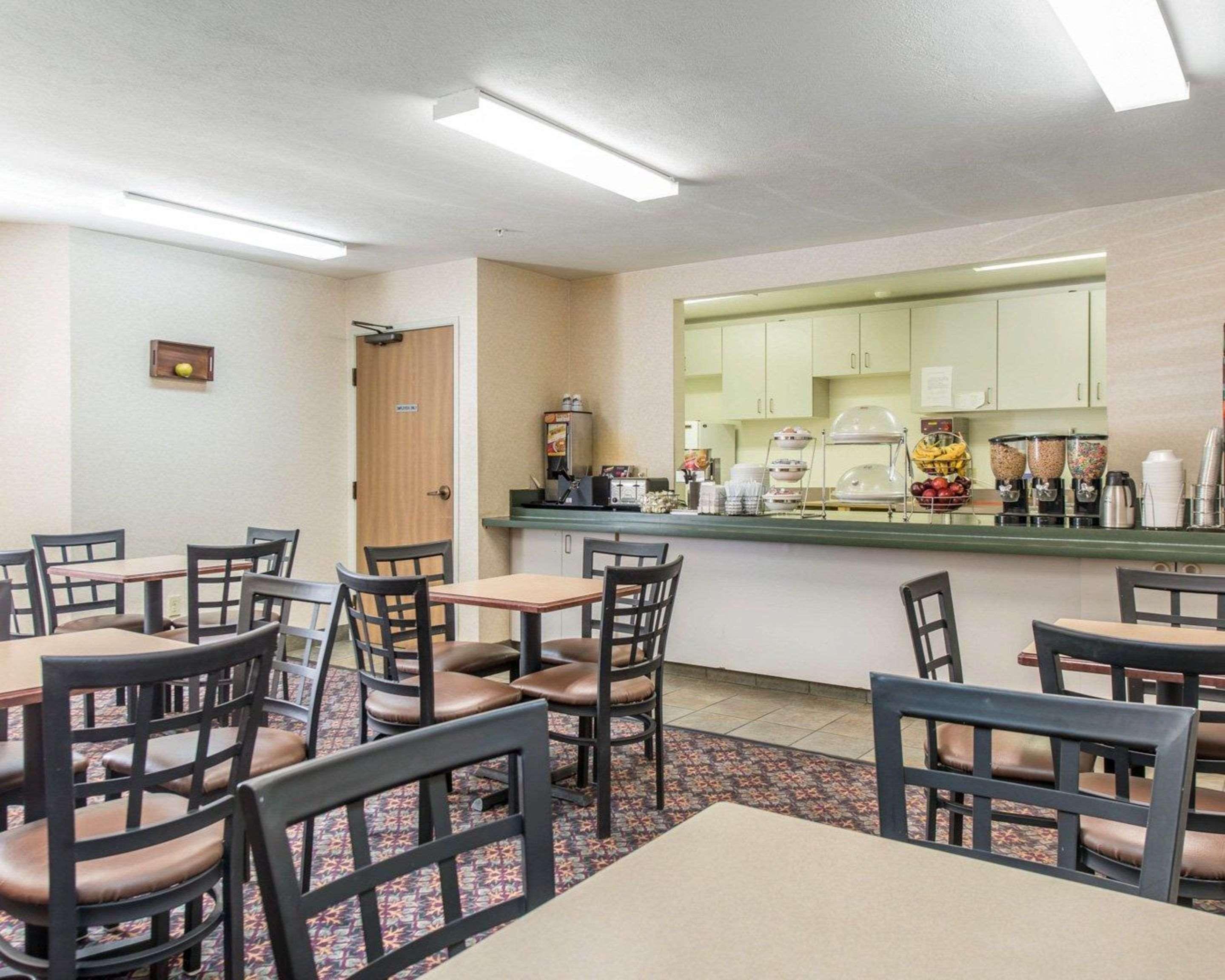 Econo North Academy Lodge Colorado Springs